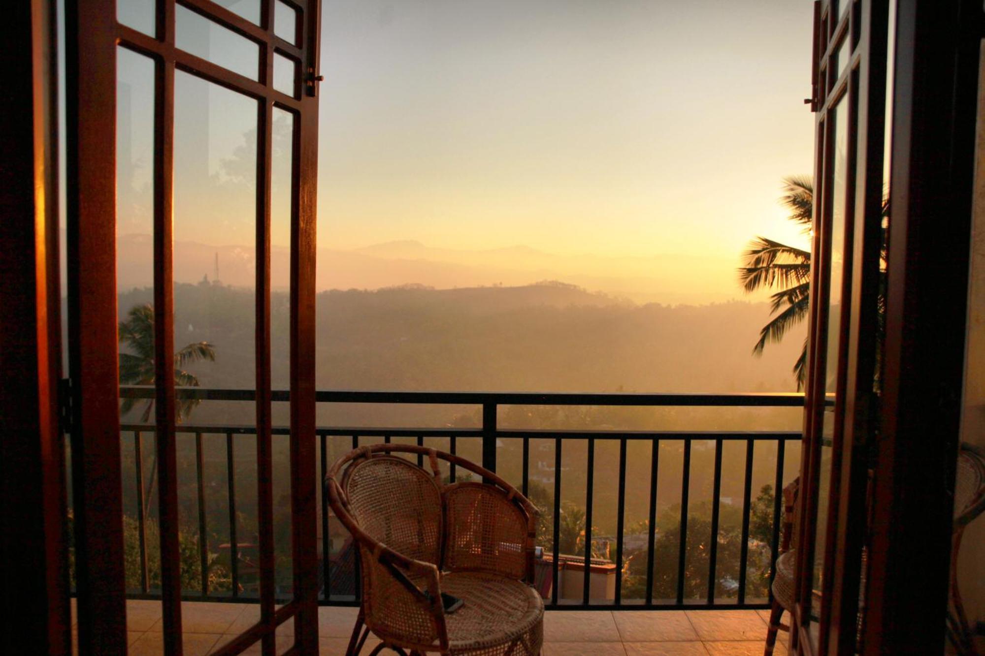 Serenity Hill Oasis Kandy Exterior foto