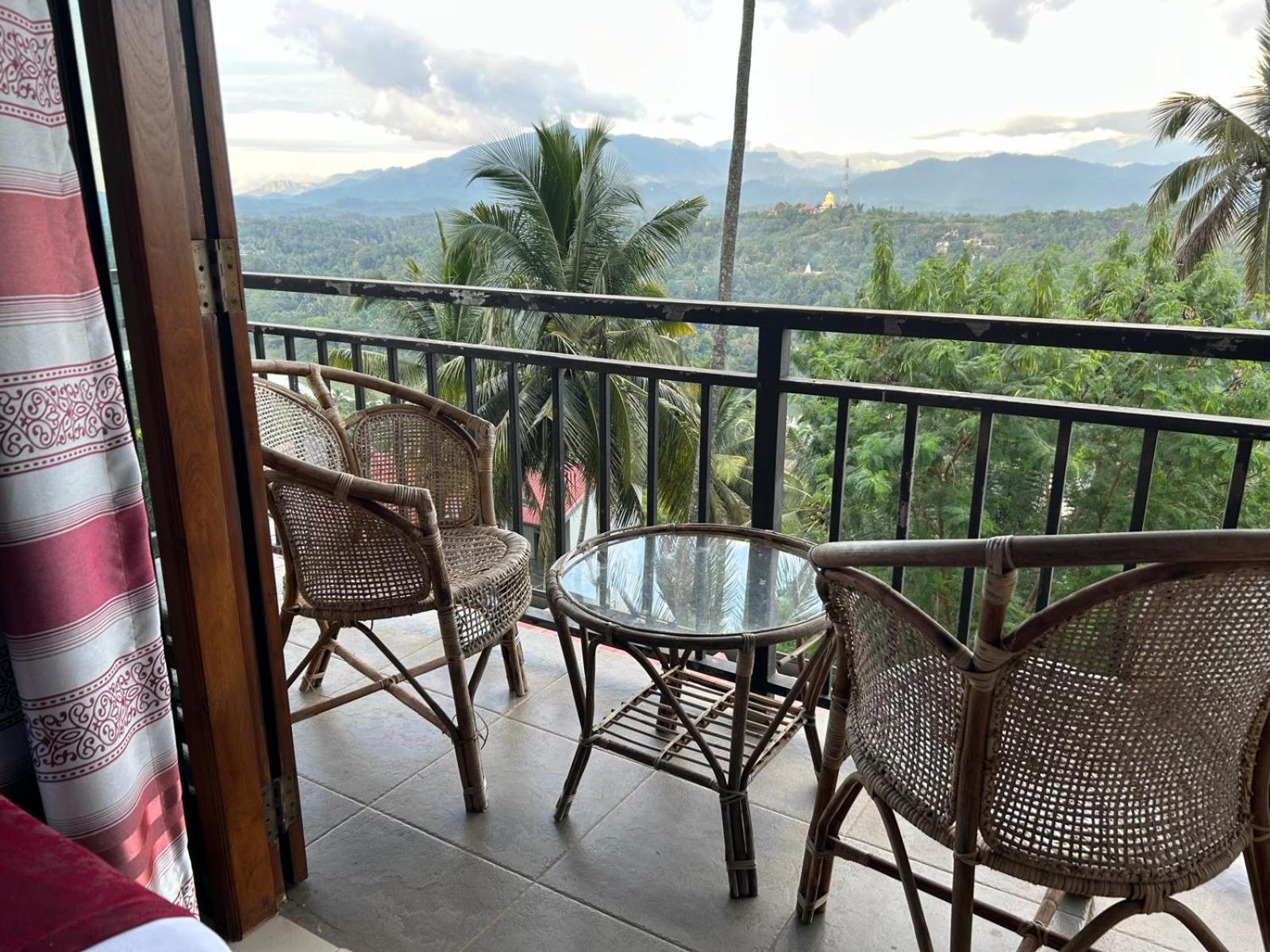Serenity Hill Oasis Kandy Exterior foto