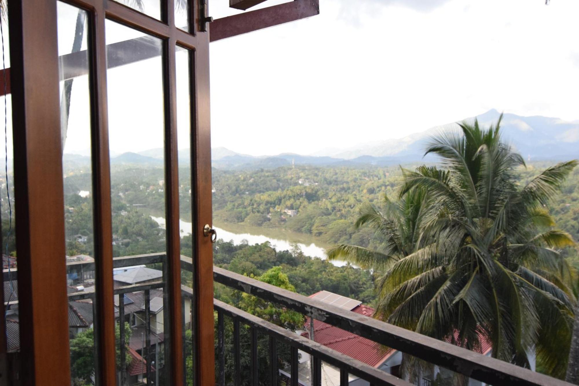 Serenity Hill Oasis Kandy Exterior foto